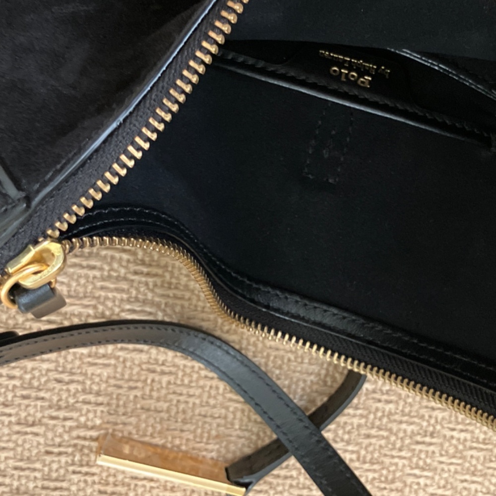 NWOT RALPH LAUREN ID saddle bag black suede gold hardware + bear key charm - Picture 9 of 10